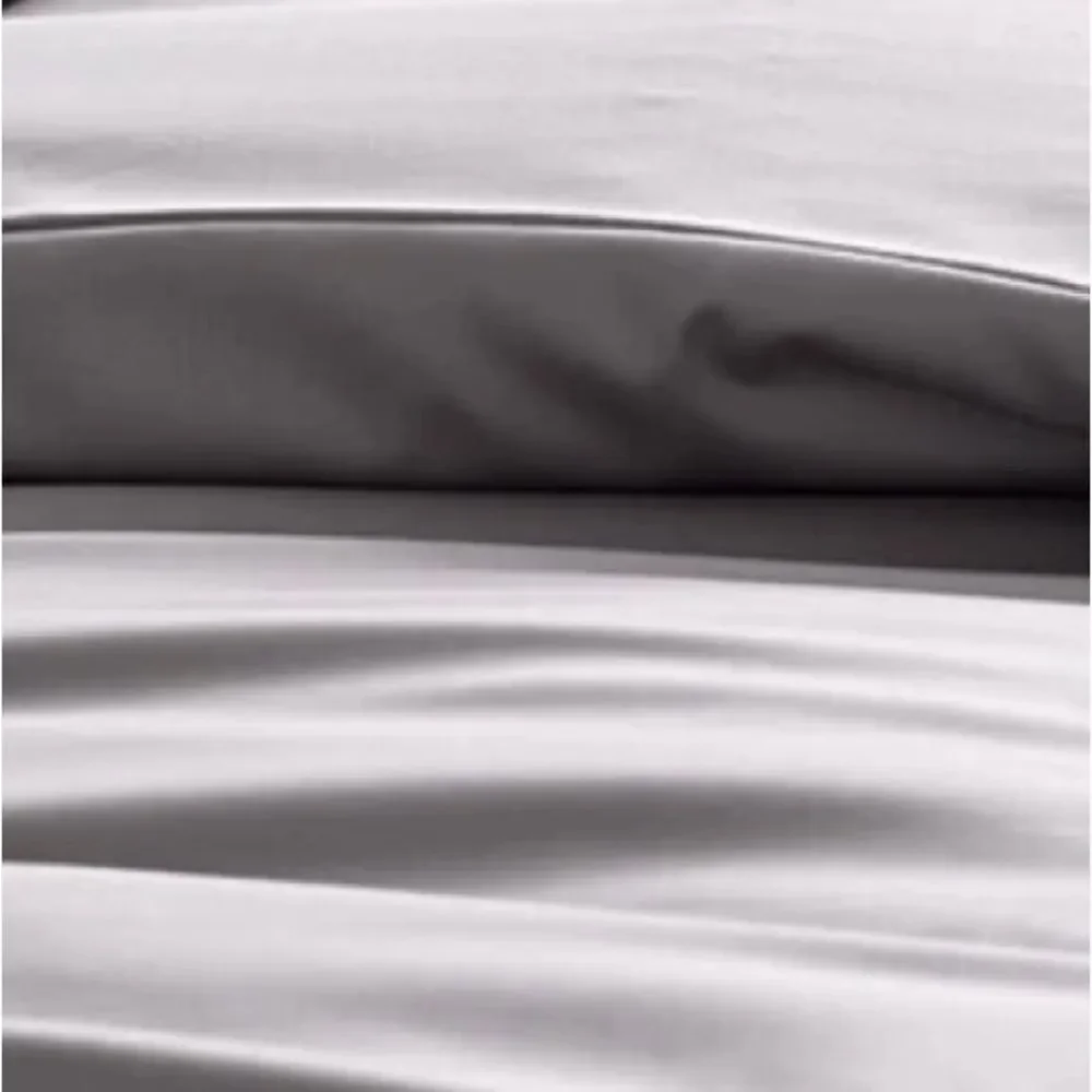 The Company Store Legends Egyptian Cotton Sateen King Flat Sheet in Silver. NWT